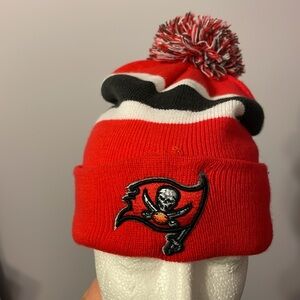 NFL Team Apparel Tampa Bay Buccaneers Knit Beanie Hat with Pom Pom Striped OS